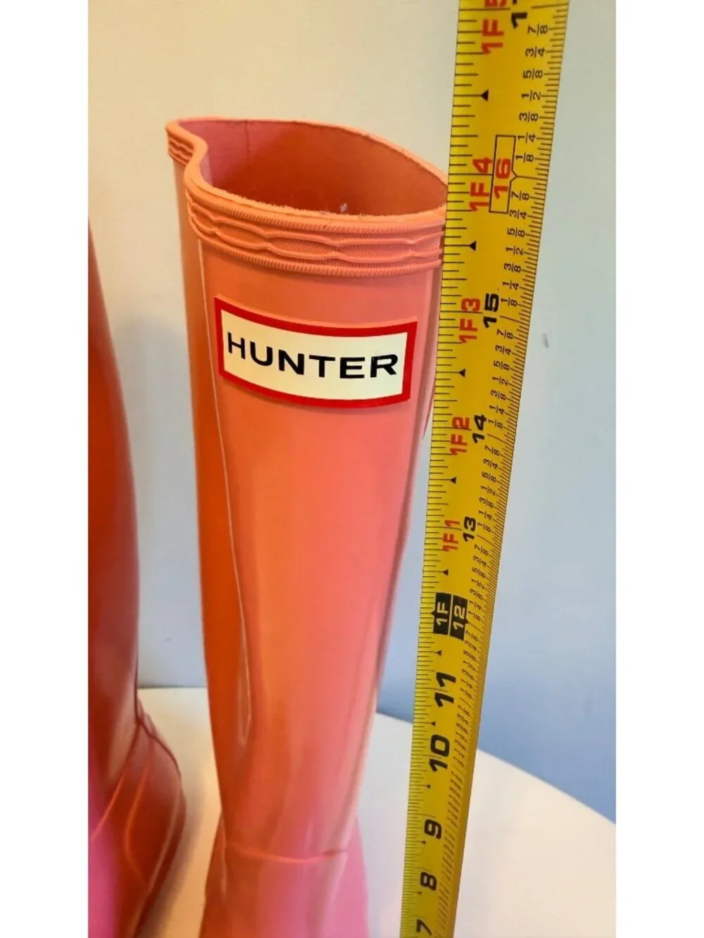 Hunter Womens Tall Pink Rain Boots Size 7 Durable Rubber Waterproof